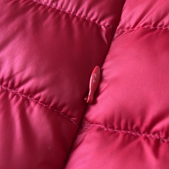 Moncler Girls Raspberry Puffer Vest - Picture 12 of 13